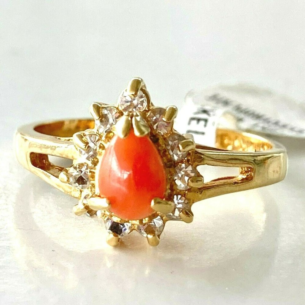 Vintage Gold Peach Coral Cocktail Ring Size 10 Semiprecious Pear Cut Gemstone